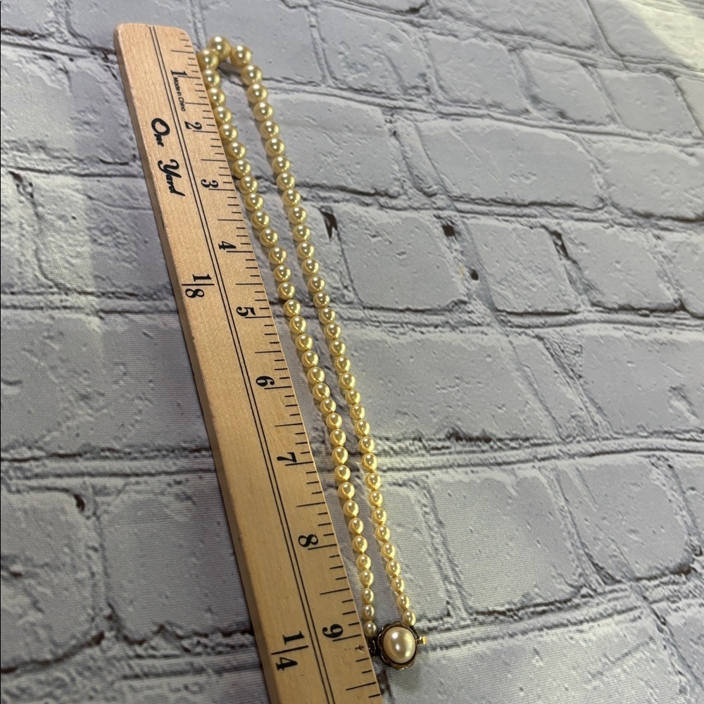 Vintage Pearl Necklace 925 Sterling Gold Tone Clasp Ivory Pearls Dainty Classic - Picture 13 of 14